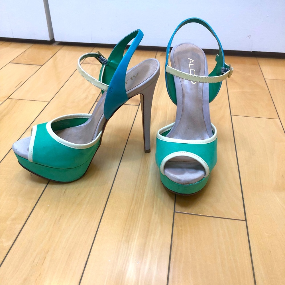 Aldo mint & blue platform heels